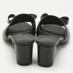 Pre Owned Salvatore Ferragamo Black Leather Valery Slide Sandals Size 40