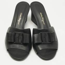 Pre Owned Salvatore Ferragamo Black Leather Valery Slide Sandals Size 40
