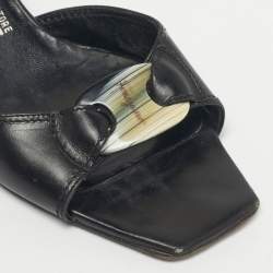 Pre Owned Salvatore Ferragamo Black Leather Slide Sandals Size 36.5
