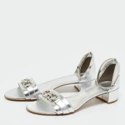 Pre Owned Salvatore Ferragamo Silver Leather Gancini Ankle Strap Sandals Size 40.5