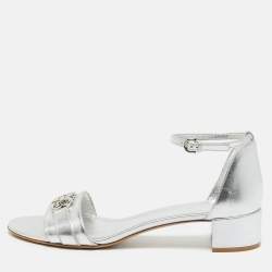 Pre Owned Salvatore Ferragamo Silver Leather Gancini Ankle Strap Sandals Size 40.5