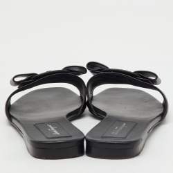 Pre Owned صندل سالفاتوري فيراغامو فيكي جلد أسود نعال مسطحة مقاس 39