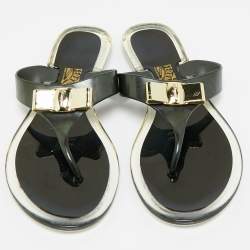 Pre Owned Salvatore Ferragamo Black Jelly Vara Bow Thong Flat Sandals Size 38.5