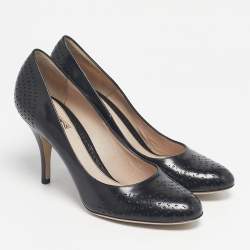 Pre Owned Salvatore Ferragamo Black Perforated Leather Round Toe Pumps Size 38.5