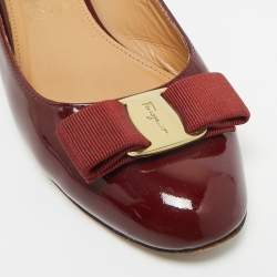 Pre Owned Salvatore Ferragamo Burgundy Patent Leather Vara Bow Block Heel Pumps Size 36