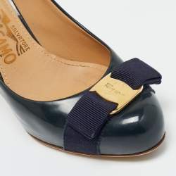 Pre Owned Salvatore Ferragamo Navy Blue Patent Leather Vara Bow Pumps Size 35.5