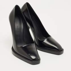 Pre Owned Salvatore Ferragamo Black Leather Anser Pumps Size 37