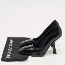 Pre Owned Salvatore Ferragamo Black Leather Anser Pumps Size 37