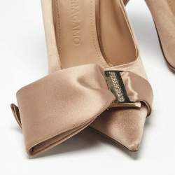 Pre Owned Salvatore Ferragamo Gold Satin Erica Pumps Size 37.5