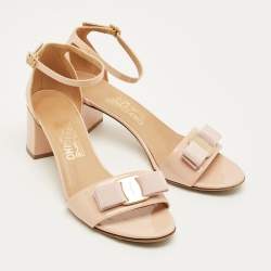 Pre Owned Salvatore Ferragamo Beige Patent Leather Vara Bow Ankle Strap Sandals Size 39