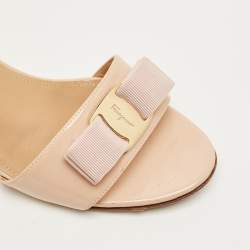 Pre Owned Salvatore Ferragamo Beige Patent Leather Vara Bow Ankle Strap Sandals Size 39