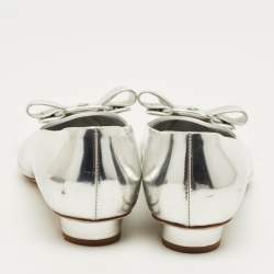 مملوكة مسبقًا حذاء كعب عالي سالفاتوري فيراغامو فيفا فيونكة جلد فضي مقدمة مدببة مقاس 38