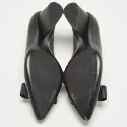 Pre Owned Salvatore Ferragamo Viva Size 42 Black Leather Pumps