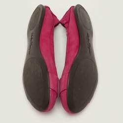 Pre Owned Salvatore Ferragamo Gancini Size 38.5 Pink Nubuck Leather Scrunch Ballet Flats