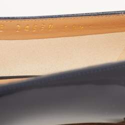 مملوكة مسبقًا حذاء كعب عالي سالفاتوري فيراغامو فيونكة vara جلد لامع أزرق فاتح مقاس 36.5