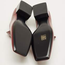 مملوكة مسبقًا Salvatore Ferragamo Gancini Size 38 Burgundy Leather Loafers