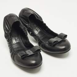 Pre Owned Salvatore Ferragamo Vara Bow Size 38.5 Black Leather Ballet Flats