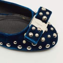 Pre Owned Salvatore Ferragamo Vara Bow Studded Size 35.5 Blue Velvet Ballet Flats