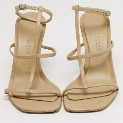 Pre Owned Salvatore Ferragamo Elina X5 Size 37 Beige Leather Ankle Strap Sandals