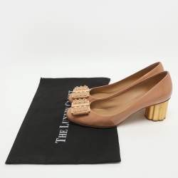 Pre Owned Salvatore Ferragamo Capua Embellished Size 40 Beige Patent Leather Block Heel Pumps