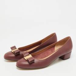 Pre Owned Salvatore Ferragamo Varina Size 38.5 Burgundy Leather Block Heel Pumps