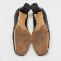 مملوكة مسبقًا Salvatore Ferragamo Bow Size 39 Black Patent Leather Block Heel Pumps