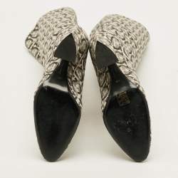 Pre Owned Salvatore Ferragamo Gancini Size 37 Cream/Black Canvas Knee Length Boots