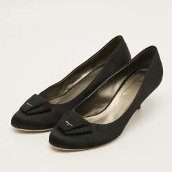 Pre Owned Salvatore Ferragamo Size 40.5 Black Satin Round Toe Pumps