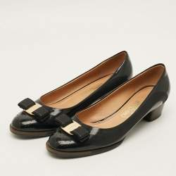 Pre Owned Salvatore Ferragamo Vara Bow Size 40.5 Black Leather Block Heel Pumps