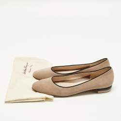 Pre Owned حذاء باليرينا فلات سالفاتوري فيراغامو فيرا جلي فيونكة حمراء مقاس 39.5