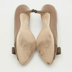 Pre Owned Salvatore Ferragamo Vara Bow Size 37.5 Brown Leather Vara Bow Peep Toe Pumps
