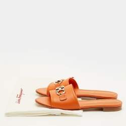 Pre Owned Salvatore Ferragamo Rhodes Size 38 Orange Leather Flat Slide Sandals