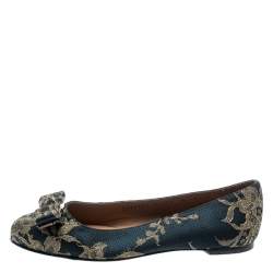 مملوكة مسبقًا حذاء فلات باليه سالفاتوري فيراغامو تريتا دانتيل وساتان بوردو مقاس 37.5