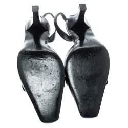 مملوكة مسبقًا صندل سالفاتوري فيراغامو فتحة كعب جلد أسود مقاس 37