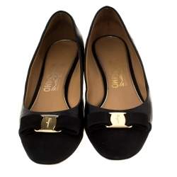 Pre Owned Salvatore Ferragamo Black Croc Embossed Leather And Suede Vara Bow Pumps Size 38.5