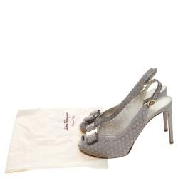 Pre Owned Salvatore Ferragamo Grey Laser Cut Scalloped Trim Leather Peep Toe Slingback Sandals Size 39
