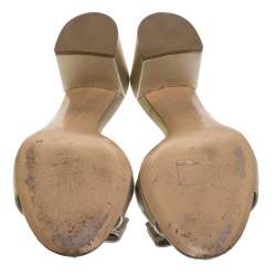 Pre Owned Salvatore Ferragamo Gold Metallic Textured Leather Vara Bow Block Heel Sandals Size 36