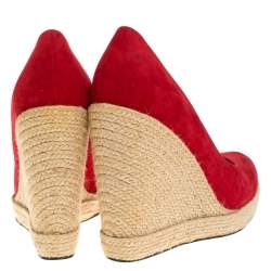 Pre Owned حذاء كعب عالي سالفاتوري فيراغامو نعل سميك كعب روكي إسبادريل بيرني سويدي أحمر مقاس 40