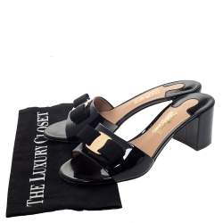 Salvatore Ferragamo Black Patent Leather Vara Bow Block Heel Sandals Size 37.5