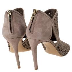 Pre Owned حذاء بوتيز للكاحل سالفاتوري فيراغامو مقدمة مفتوحة قصة لوزر جلد سويدي بيج مقاس 37.5