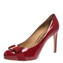 مملوكة مسبقًا حذاء كعب عالي سالفاتوري فيراغامو بيمبا جلد لامع أحمر مقاس 39