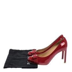 مملوكة مسبقًا حذاء كعب عالي سالفاتوري فيراغامو بيمبا جلد لامع أحمر مقاس 39