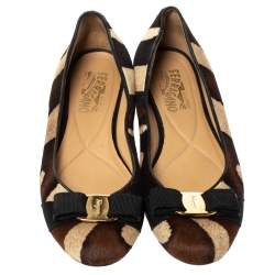 Pre Owned حذاء باليرينا فلات سالفاتوري فيراغامو مزين فيونكة فارينا فرو عجل متعدد الألوان مقاس 38.5