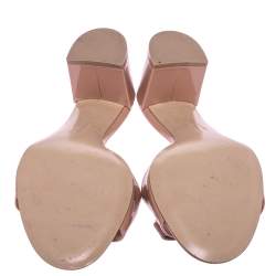 مملوكة مسبقًا صندل سلايد سالفاتوري فيراغامو فيونكة فارا أوال جلد لامع بيج مقاس 39