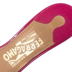 Pre Owned Salvatore Ferragamo Magenta Patent Leather Vara Bow Slide Sandals Size 35.5