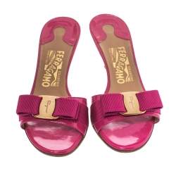 Pre Owned Salvatore Ferragamo Magenta Patent Leather Vara Bow Slide Sandals Size 35.5