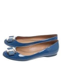 Pre Owned حذاء فلات باليه سالفاتوري فيراغامو فيونكة كانغارو نينا جلد لامع أزرق مقاس 38.5