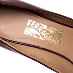 Pre Owned حذاء كعب عالي سالفاتوري فيراغامو كعب روكي فيونكة فارا جلد بني محمر مقاس 40