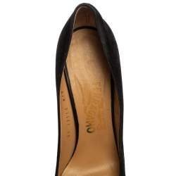 Pre Owned Salvatore Ferragamo Black Suede Carla Vara Bow Pumps Size 38.5