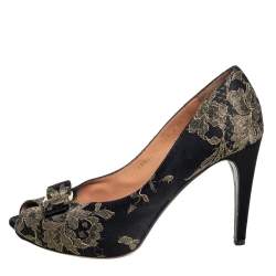Pre Owned Salvatore Ferragamo Black Brocade Peep Toe Bow Pumps Size 40.5